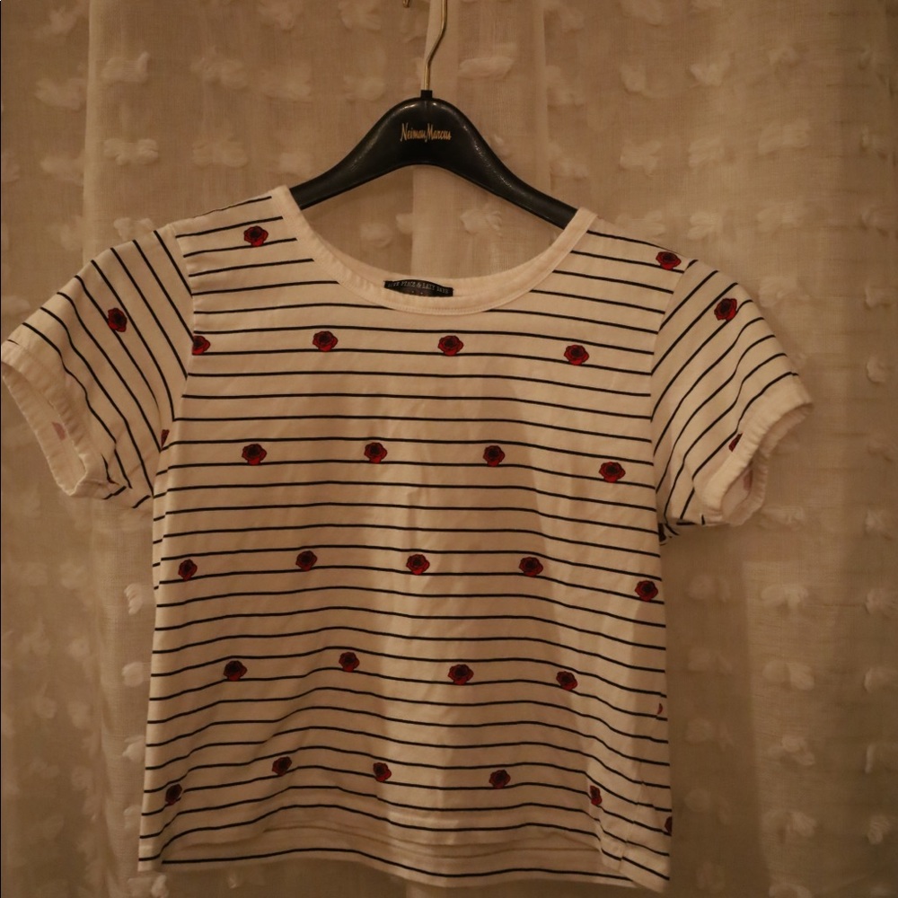 Basic White Floral Tee Crop Top